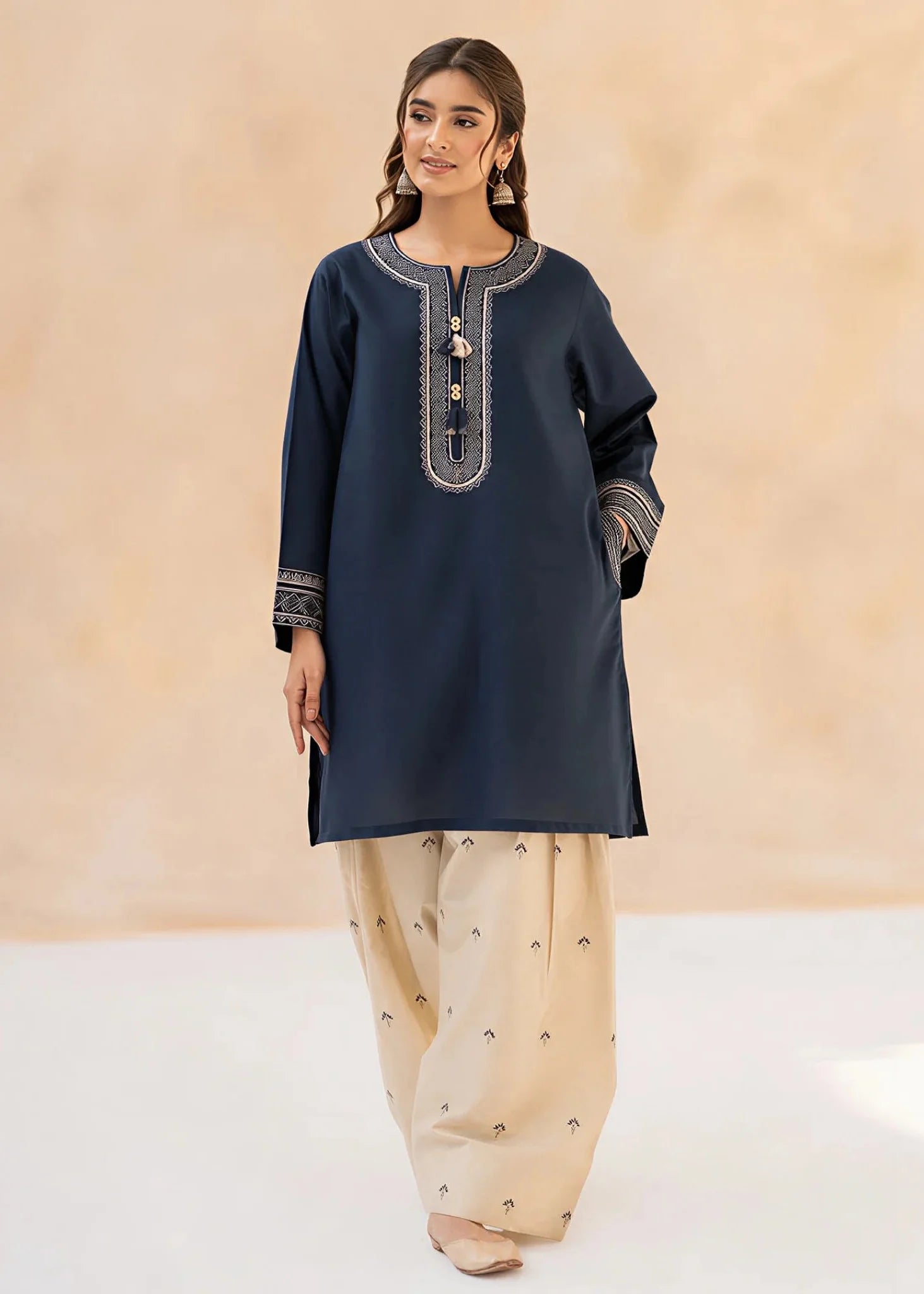 Anaya Embroidered 2 Piece Dhaga Pret