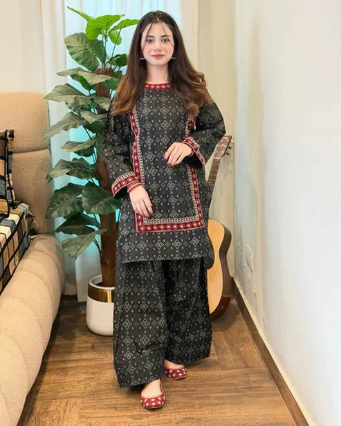 Midnight Riwaayat Embroidered Lawn 2 Piece Dhaga Pret