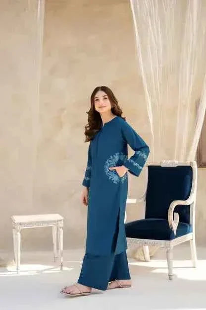 Chic Pocket Embroidered 2 Piece