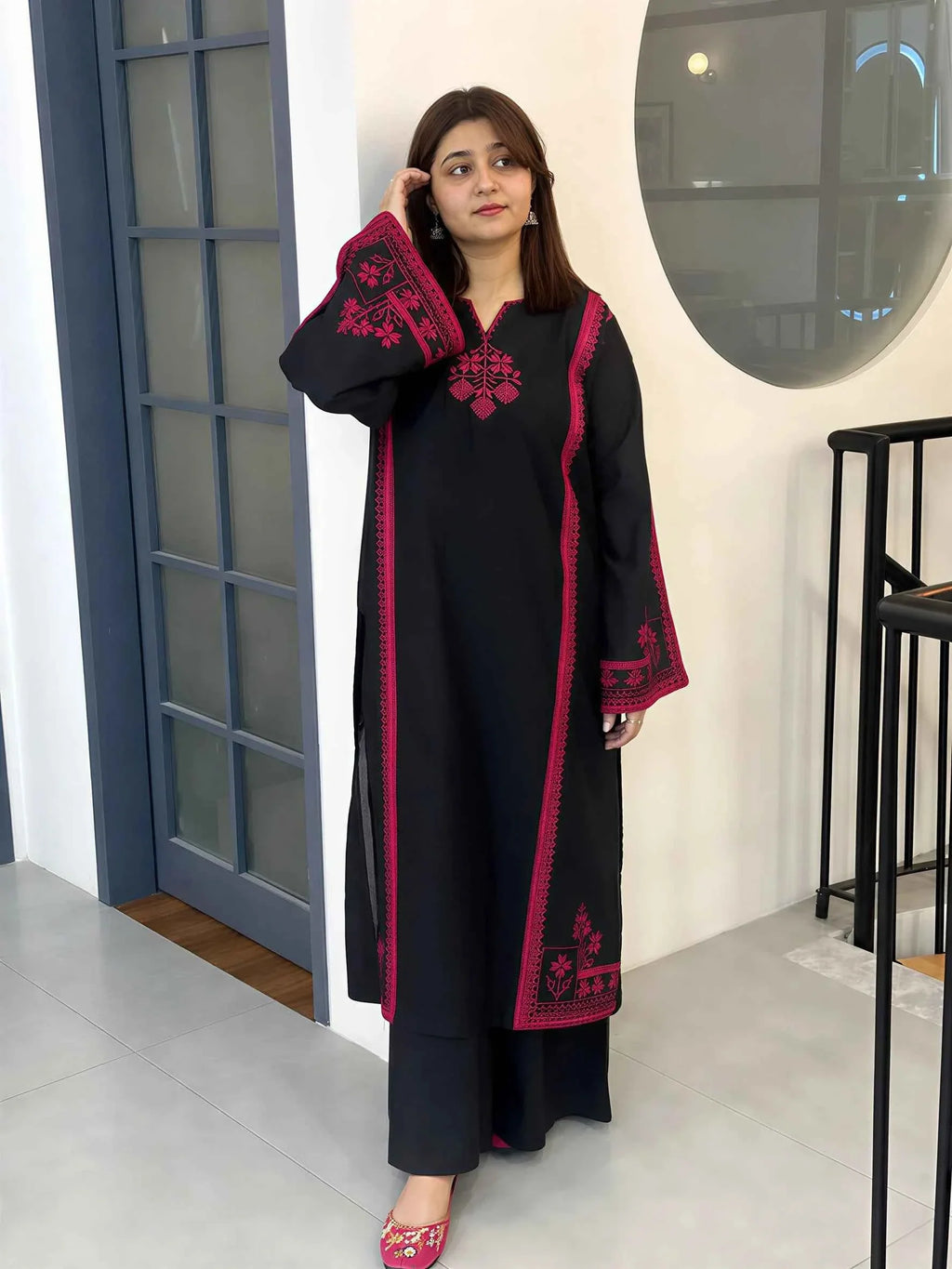Nooray Black 2 Piece