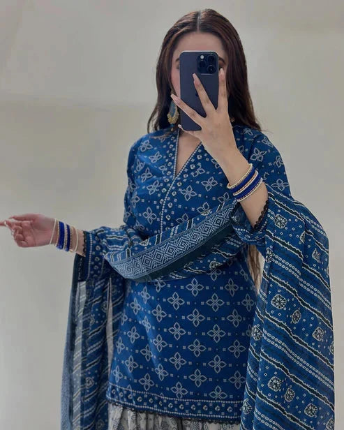 Zarqaa Blue Pret Farshi Shalwar Digital 3 Piece Dhaga Pret